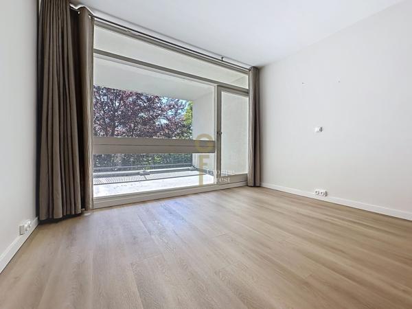EXCLUSIVITÉ : T2/3 DE 70M2 AVEC CAVE ET PARKING