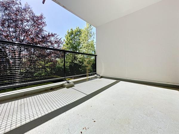 EXCLUSIVITÉ : T2/3 DE 70M2 AVEC CAVE ET PARKING