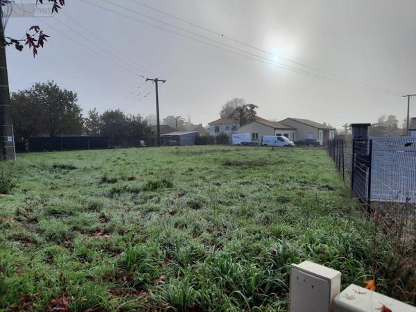 Terrain à Batir à vendre à Touvois en Loire-Atlantique (44650), ref : 85091-5205