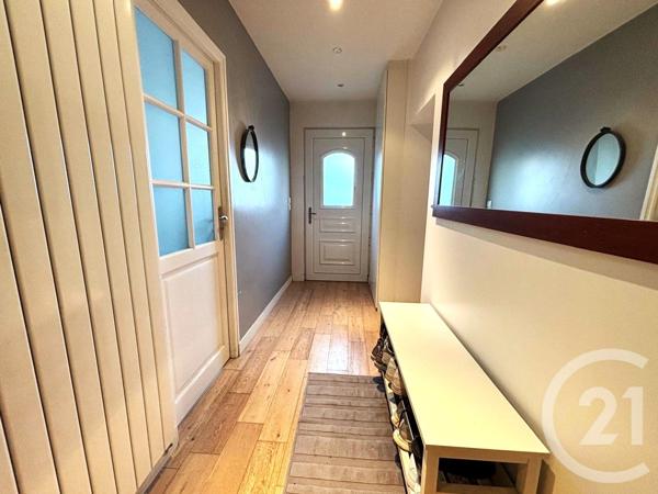 Appartement F5 à vendre  5 pièces - 94,04 m2 MERY SUR OISE - 95