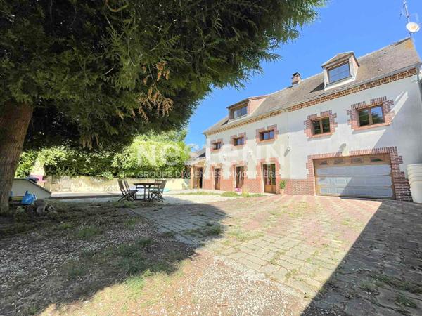 Maison de 175 m² / 3 chambres possibilité 4 / Garage double / 1650 m² terrain