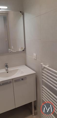 170 AV DES FRES LUMIERE