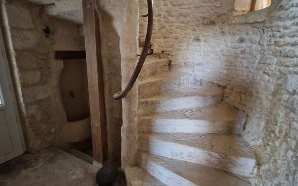 Maison à vendre    2 pièces •  Argentan