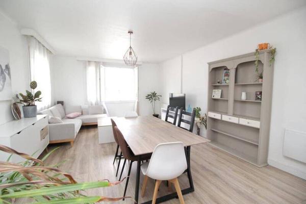 Appartement 4 pièces                                        - 44480 Donges Réf : 3700