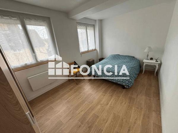 Location Appartement 2 pièces 60.77 m² - 33 RUE DE LA LIBERTE Briare 45250