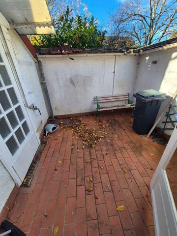 Maison de ville à vendre à Cluis dans l'Indre (36340), ref : CG/417