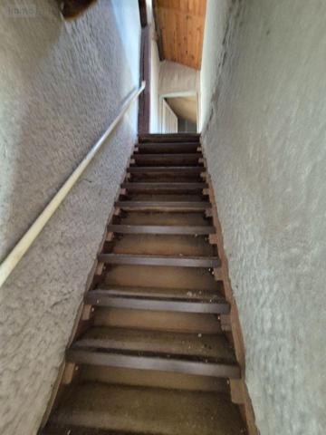 Maison de ville à vendre à Cluis dans l'Indre (36340), ref : CG/417