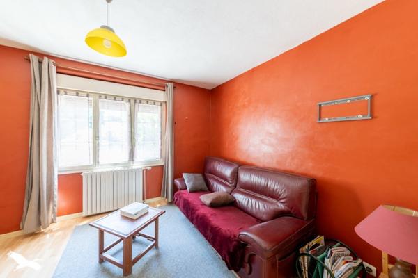 Maison 180 000 € Puy-l'Évêque 8 p 140 m² DPE E