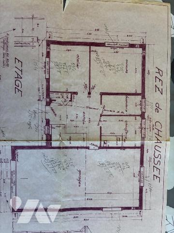 Maison d'habitation avec jardin attenant