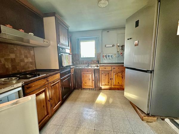 Maison à vendre à Saint-Jean-de-Braye ? Grande surface, fort potentiel, idéal rénovation