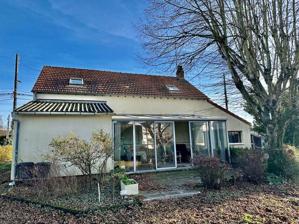 Maison à vendre à Saint-Jean-de-Braye ? Grande surface, fort potentiel, idéal rénovation