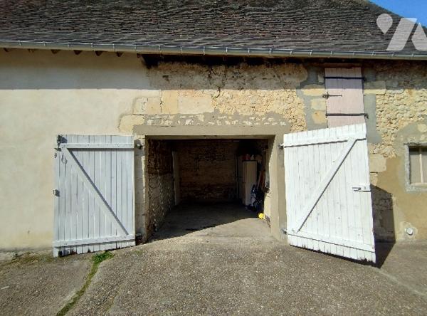 MURS & FONDS DE COMMERCE de BOULANGERIE-PÂTISSERIE dans bourg dynamique, rue passante parking proche