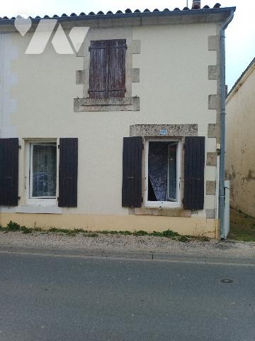 maison d'habitation avec garage