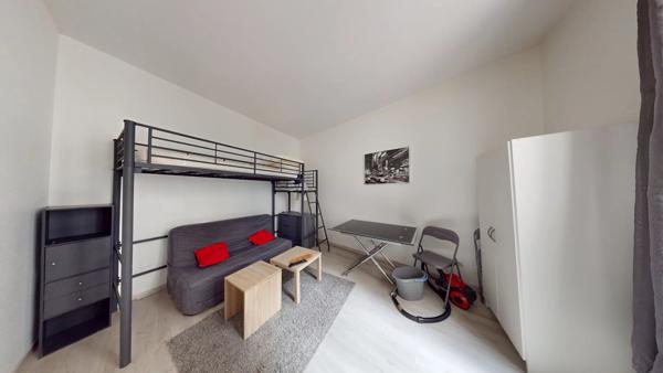 Location                                                      Appartement
                        
                     1 pièces                      21 m2                     à Chartres