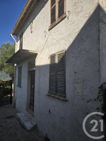 Maison à vendre  4 pièces - 80 m2 CASTAGNIERS - 06
