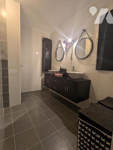 A VENDRE : MARIGNY proche des commodités, pavillon de plain-pied de 141 m2