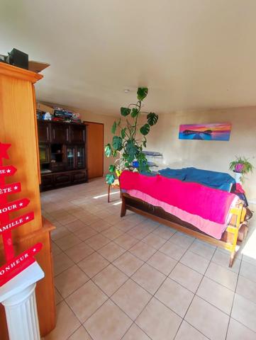 Immobilier Pas-de-Jeu (79100) – Maison de village 152m2 – 147 000 €