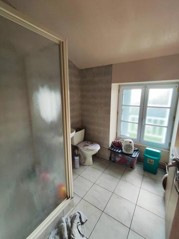 Immobilier Pas-de-Jeu (79100) – Maison de village 152m2 – 147 000 €