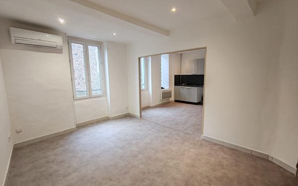 Appartement à louer    3 pièces •  Agde