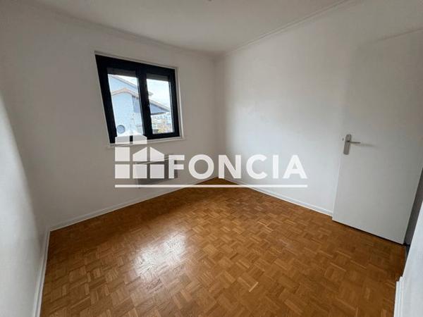 Location Maison 6 pièces 133.59 m² - 35 ROUTE DE PORT GALLAND Saint Maurice De Gourdan 01800