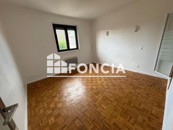 Location Maison 6 pièces 133.59 m² - 35 ROUTE DE PORT GALLAND Saint Maurice De Gourdan 01800