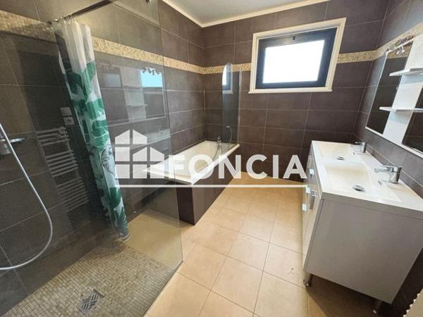 Location Maison 6 pièces 133.59 m² - 35 ROUTE DE PORT GALLAND Saint Maurice De Gourdan 01800