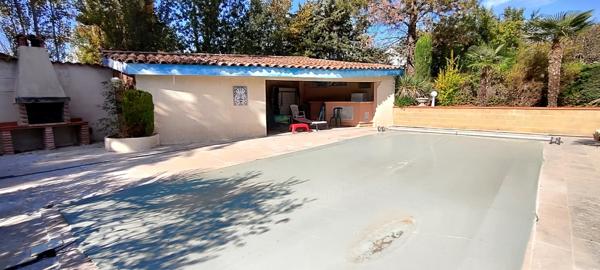 Rabastens: Belle villa T5 avec piscine sur parc de 5000m2 + T2