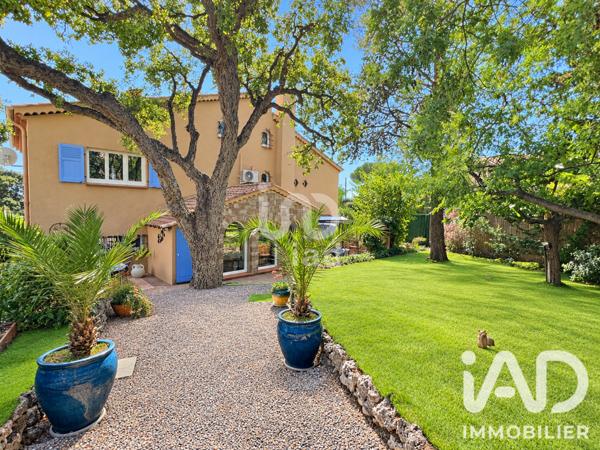 Maison à vendre 6 pièces 175 m² Saint-Raphaël