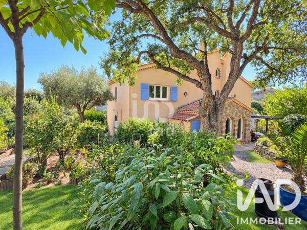 Maison à vendre 6 pièces 175 m² Saint-Raphaël