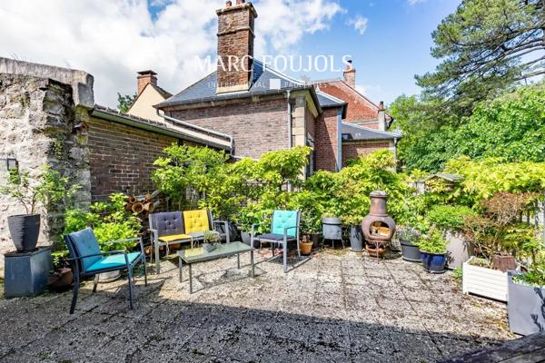 SENLIS MAISON DE VILLE TERRASSE