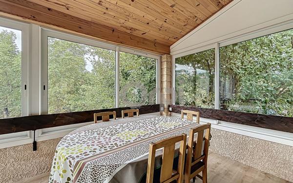 Maison à vendre    5 pièces • 122 m2 Vidauban