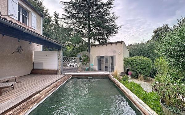 Maison à vendre    5 pièces • 122 m2 Vidauban