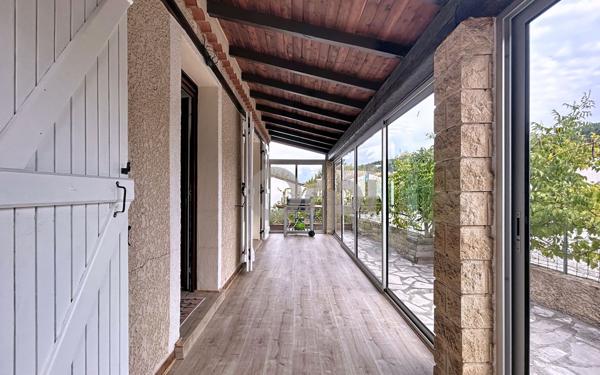 Maison à vendre    5 pièces • 122 m2 Vidauban