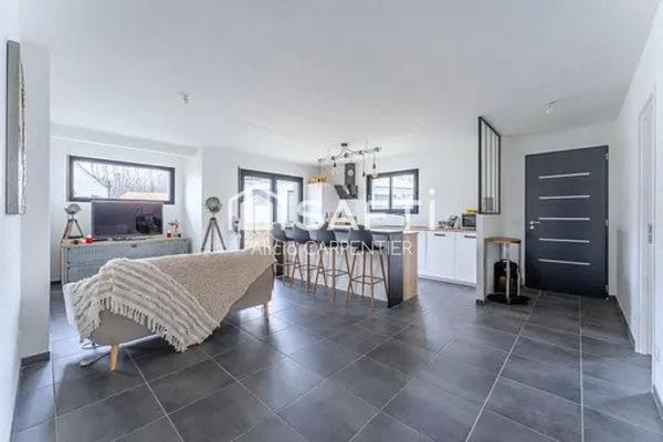 Maison récente sous garantie décennale avec trois chambres