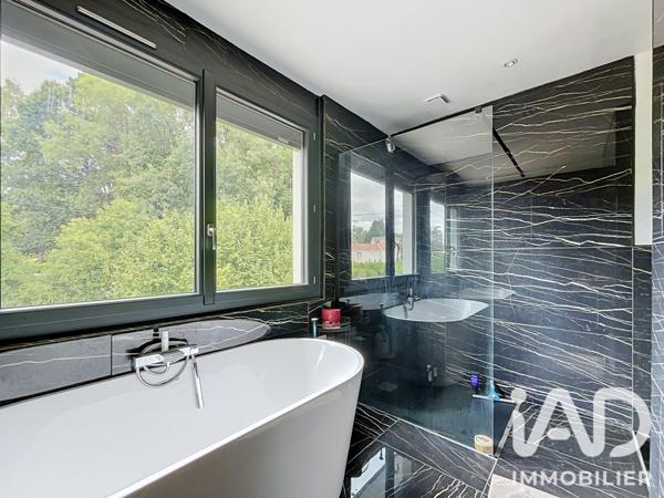 Maison à vendre 6 pièces 174 m² Verneuil-sur-Vienne