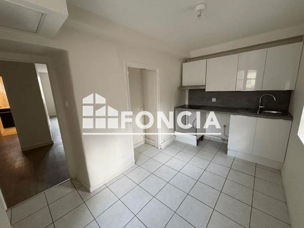 Location Appartement 4 pièces 90.51 m² - 3 RUE CURIE Neuville Sur Saone 69250