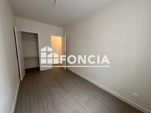 Location Appartement 4 pièces 90.51 m² - 3 RUE CURIE Neuville Sur Saone 69250