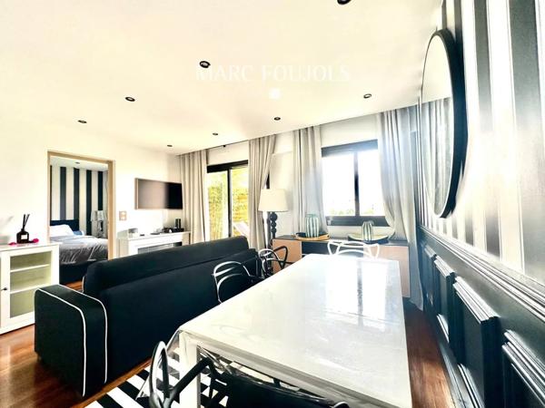 2 pièces, 6ème étage, balcon, résidence HESPERIDES