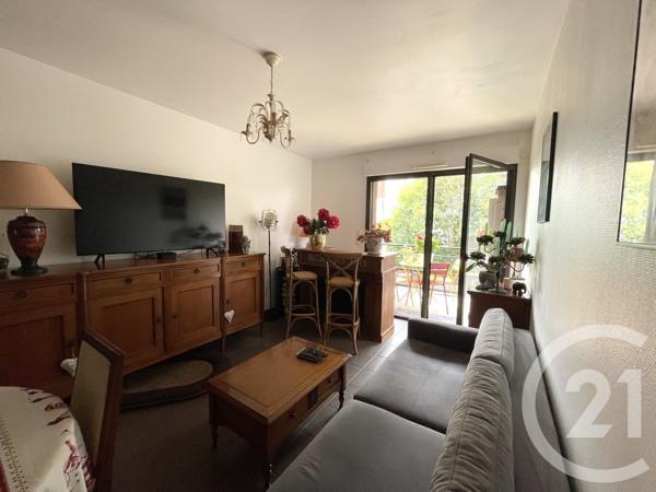 Appartement T2 à vendre  2 pièces - 42,77 m2 ROYAN - 17