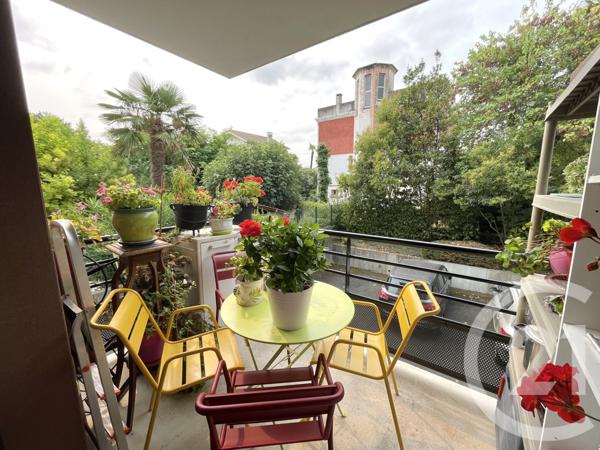 Appartement T2 à vendre  2 pièces - 42,77 m2 ROYAN - 17
