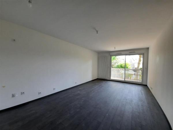 Appartement T3 à louer Chavagne - 60 m² (réf : 547064)