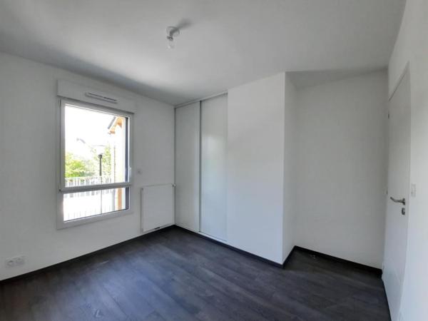 Appartement T3 à louer Chavagne - 60 m² (réf : 547064)
