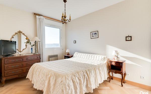 Appartement à vendre    3 pièces • 68 m2 Marseille 4