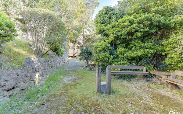 Appartement à vendre    3 pièces • 68 m2 Marseille 4