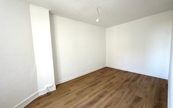 Appartement à vendre    3 pièces • 41,39 m2 La Courneuve