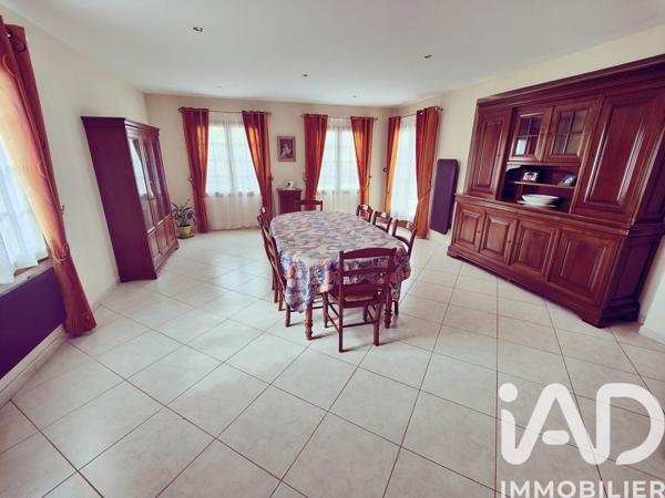 Maison à vendre 12 pièces 212 m² Fondettes