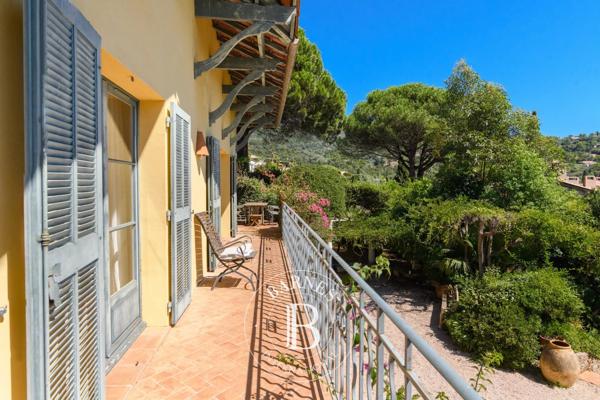Rayol-Canadel-sur-Mer, Propriété 8 Chambres -  300 m² à vendre