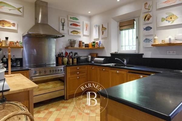 Rayol-Canadel-sur-Mer, Propriété 8 Chambres -  300 m² à vendre