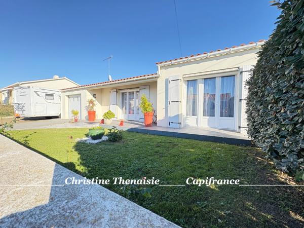 Maison à vendre Plain-Pied, adaptée PMR, 2 chambres, garage et emplacement pour camping-car SAINT HILAIRE DE RIEZ (85)