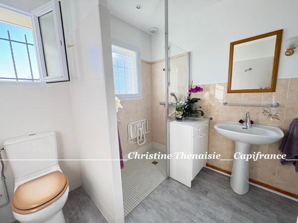 Maison à vendre Plain-Pied, adaptée PMR, 2 chambres, garage et emplacement pour camping-car SAINT HILAIRE DE RIEZ (85)